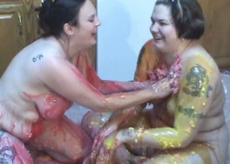 Messy fun with chubsters Madalyn & Christina